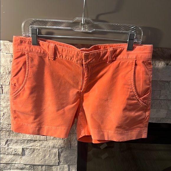 Athleta Vibrant Orange Bermuda Shorts with Flat Front Design size 6 - Picture 1 of 8